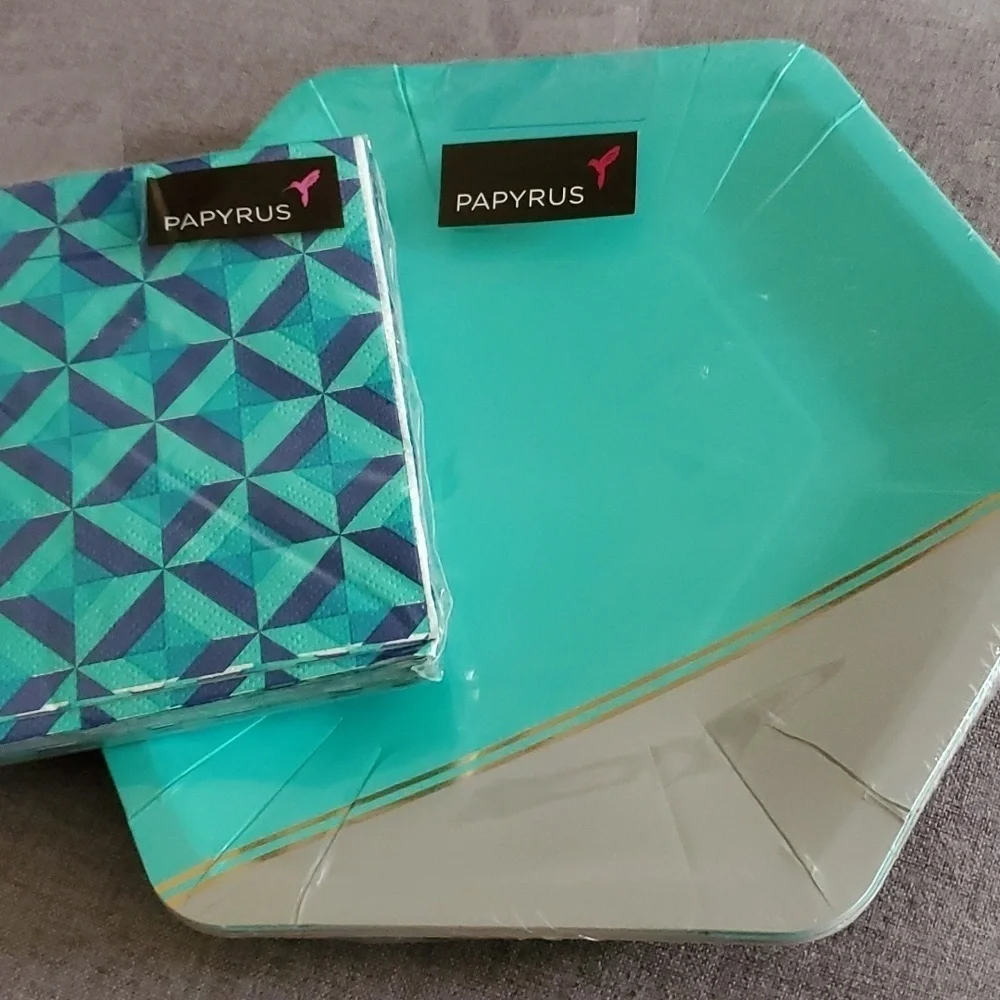 Papyrus Plates 8 dessert plates geometric artsy disposable